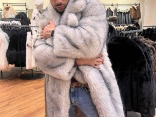 Tony_Wolf live webcam thumbnail