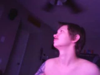 tokensarefun12801 live webcam thumbnail