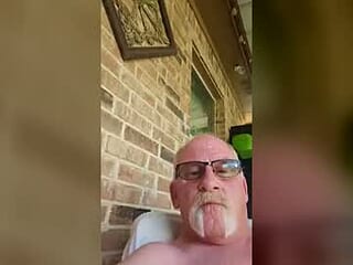 tom742499 live webcam thumbnail