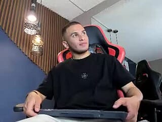 tomas_duque live webcam thumbnail
