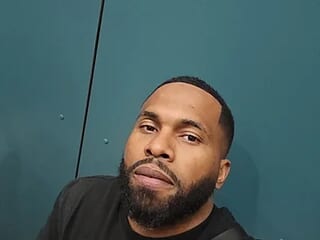 tony97224 live webcam thumbnail