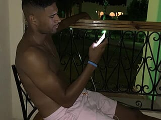 tooybooycha666 live webcam thumbnail