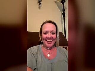 topgungirl live webcam thumbnail