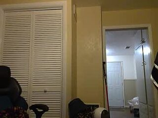 tori9997 live webcam thumbnail