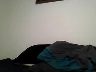 toxicfumes83 live webcam thumbnail