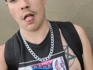 Trashy_Whiteboy live webcam thumbnail