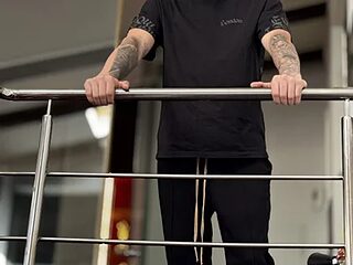TroyWadee live webcam thumbnail