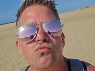 Trucker_Hunter live webcam thumbnail