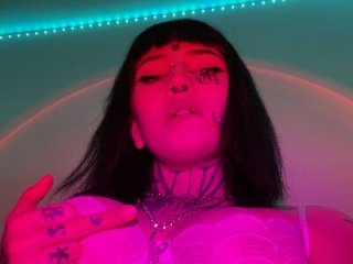 tradishka live webcam thumbnail
