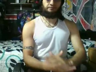 trizquelmen live webcam thumbnail