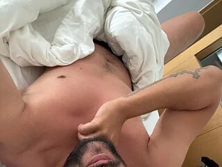 troismiledesirs live webcam thumbnail