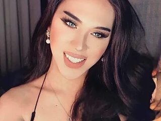 Ts_glamxx live webcam thumbnail
