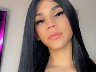 ts_dollxxsex live webcam thumbnail