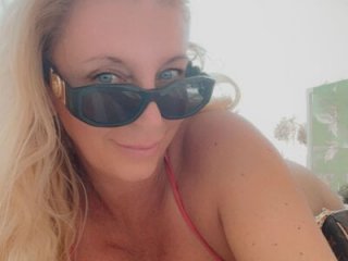 TUNDEROSE1 live webcam thumbnail