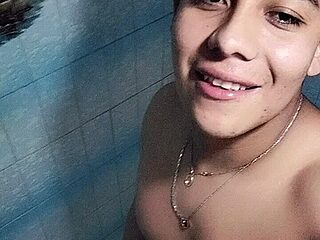 Tupapasiitooo live webcam thumbnail