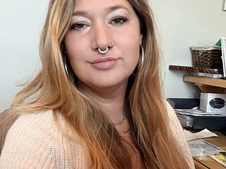 tWerKinGirl36 live webcam thumbnail