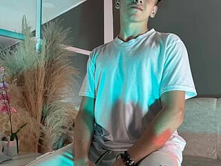 Tyler_Mcrey live webcam thumbnail