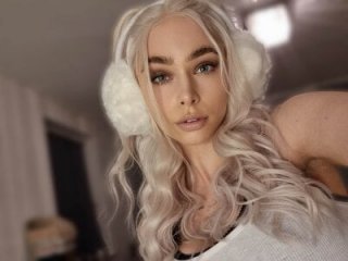 TyraKadney_ live webcam thumbnail