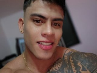 tyler_muscle1 live webcam thumbnail