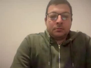 ukhalid82 live webcam thumbnail