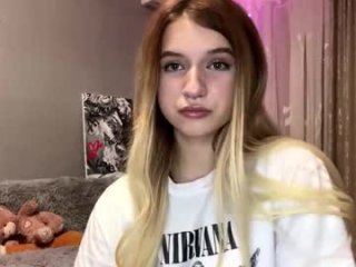 ulalittlepage live webcam thumbnail