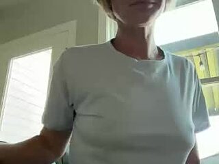 undercover80085 live webcam thumbnail