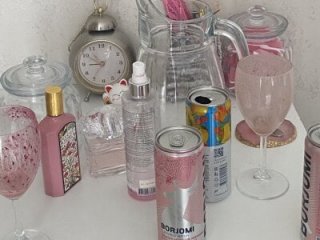 unexpected_kisss live webcam thumbnail