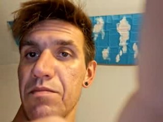 unfoldedlaundry live webcam thumbnail