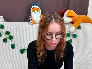 unforgettablehelen live webcam thumbnail