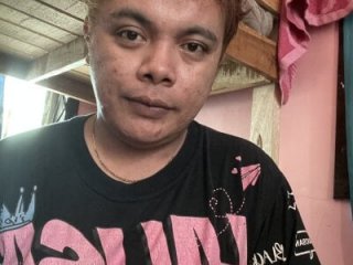 Urnaughty_cjay live webcam thumbnail