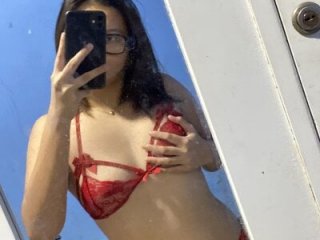 Urnewgorl277 live webcam thumbnail
