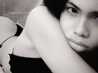 urcurlydiva live webcam thumbnail