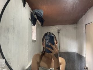 urnaughty_creamypie live webcam thumbnail