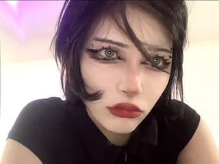 UwUwik live webcam thumbnail