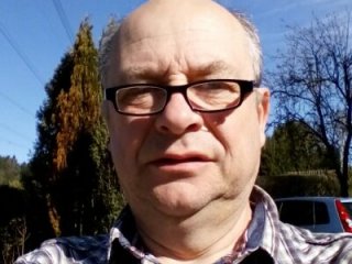 Uwe121961 live webcam thumbnail