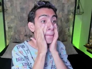 uyukie live webcam thumbnail