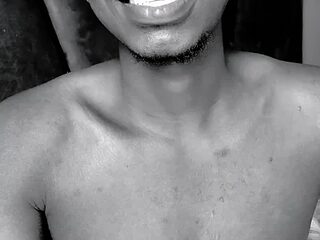 V-DarkDesire23 live webcam thumbnail