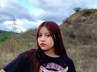 VALENTINADREAM live webcam thumbnail