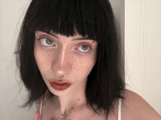 Vailyreb_ live webcam thumbnail