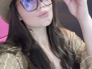 Vale_Saenzz live webcam thumbnail