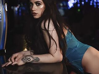 ValenciaTheVixenXX live webcam thumbnail