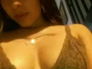 Valenn_fernandez live webcam thumbnail