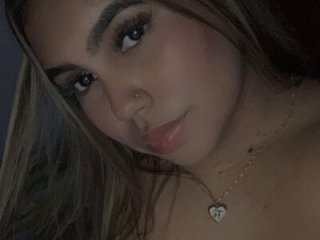 Valentinaazh live webcam thumbnail