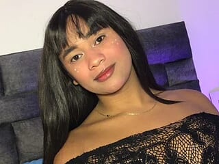 Valentine_Rose live webcam thumbnail
