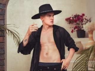 Valentino_ceratii live webcam thumbnail