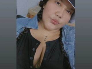 VaneandRossy live webcam thumbnail