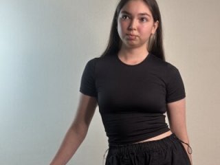 VannessaUpadhyaya live webcam thumbnail