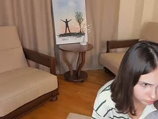 vacuumbarbie live webcam thumbnail