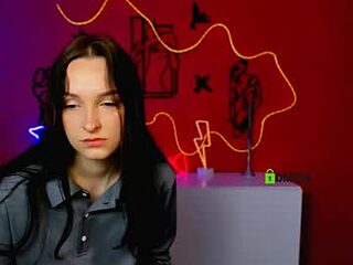 vaiolet_lovely live webcam thumbnail