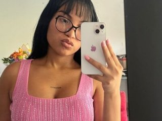 valeria_martinez19 live webcam thumbnail